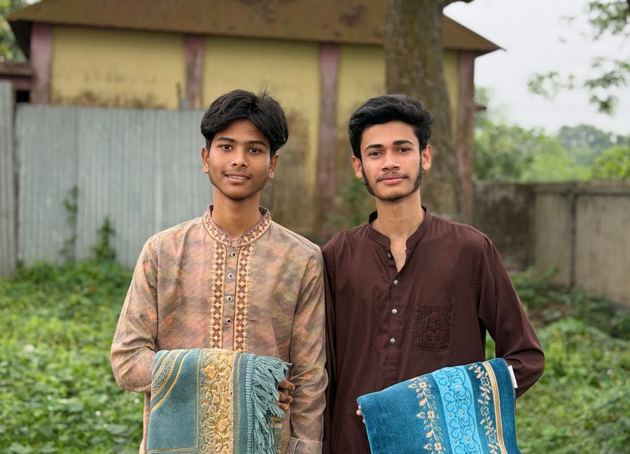 Siyamul Haque with a friend